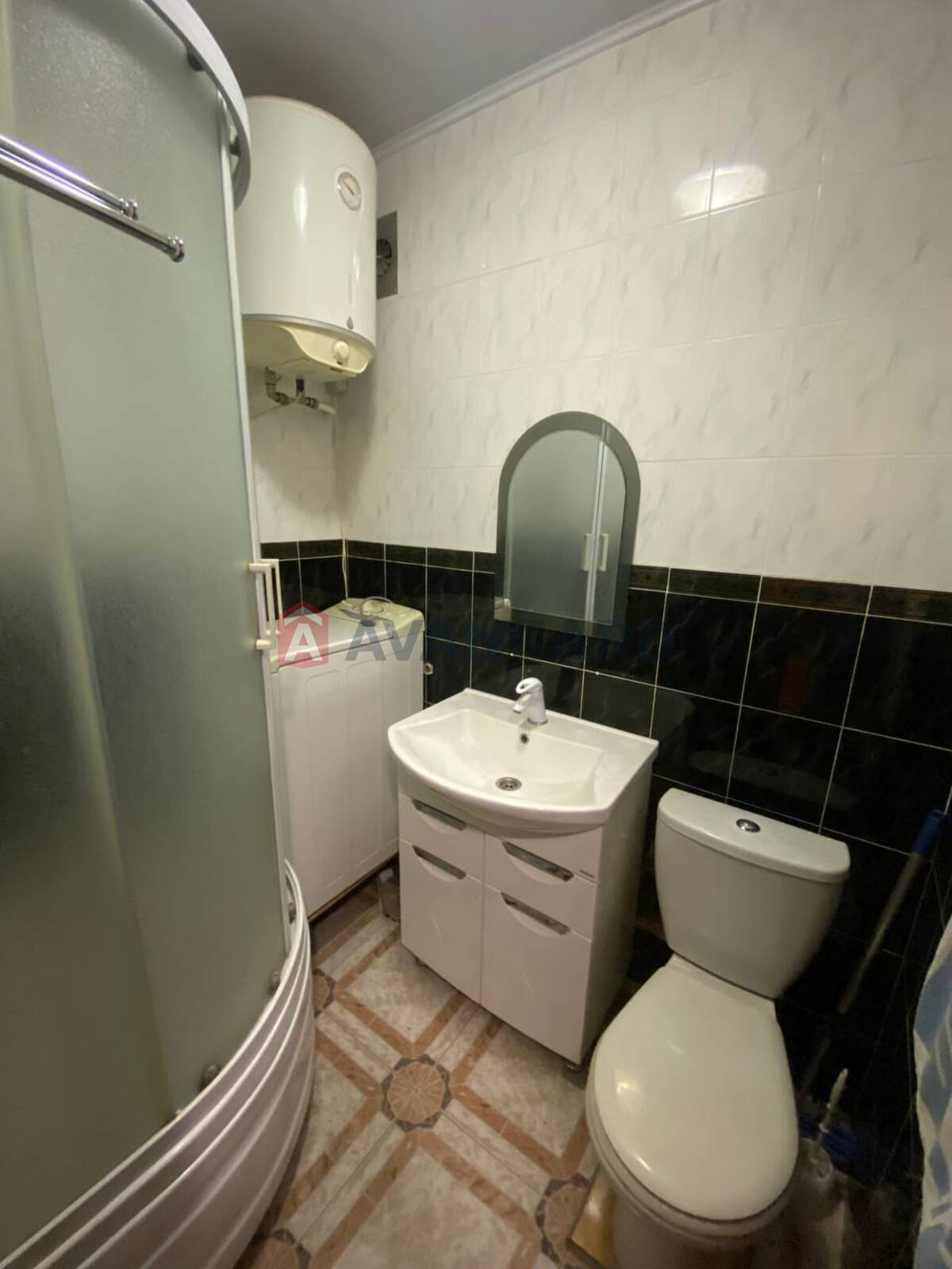 1 ��. ��������, 33/6/16 ��. �., 2/5 ������ ���� 7