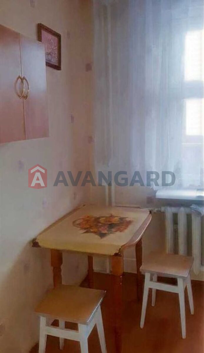 1 ����. ��������, 53/-/9 ��. �., 4/16 ���� ���� 8