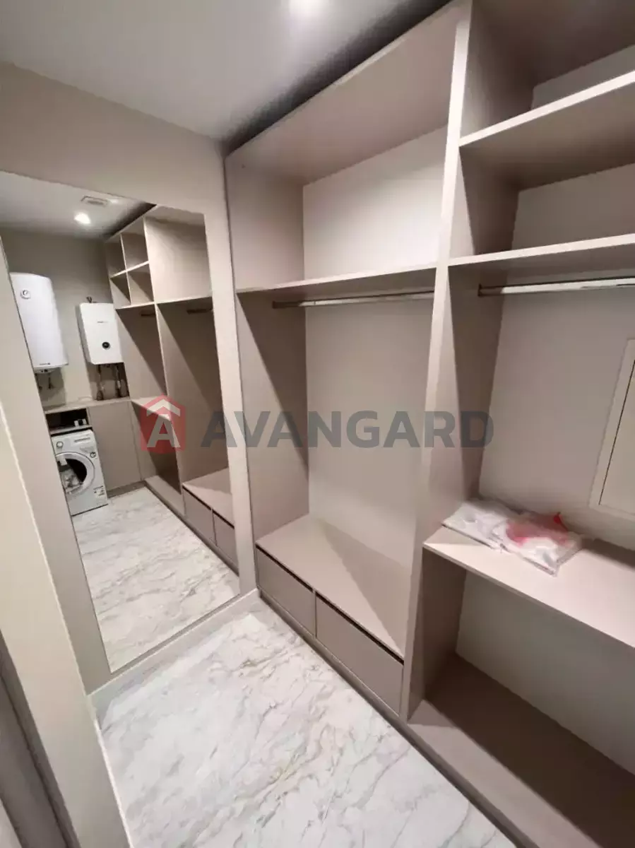 2 ��. ��������, 60/-/- ��. �., 10/14 ������ ���� 8