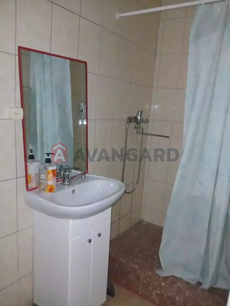 1 кім. квартира, 33/-/- кв. м., 4/4 поверх фото 8 1 кім. квартира, 33/-/- кв. м., 4/4 поверх фото 8