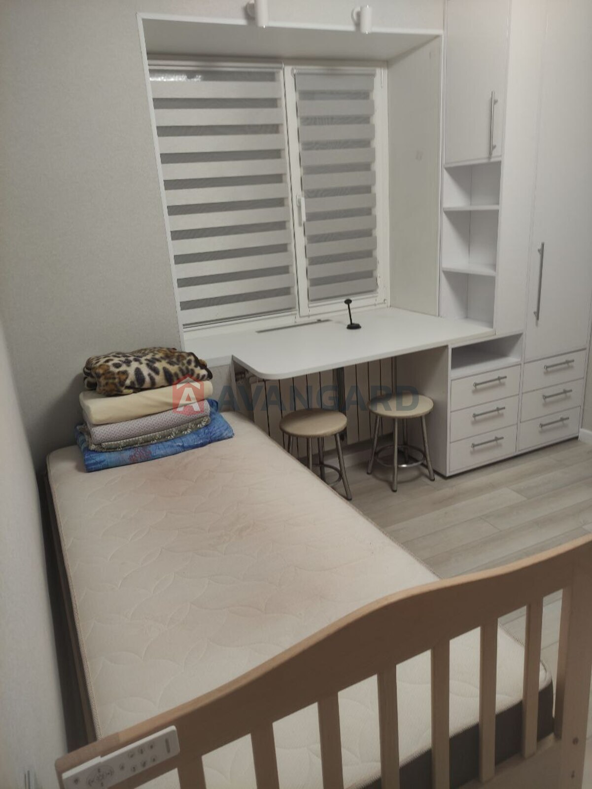 2 ��. ��������, 65/-/7 ��. �., 8/14 ������ ���� 1