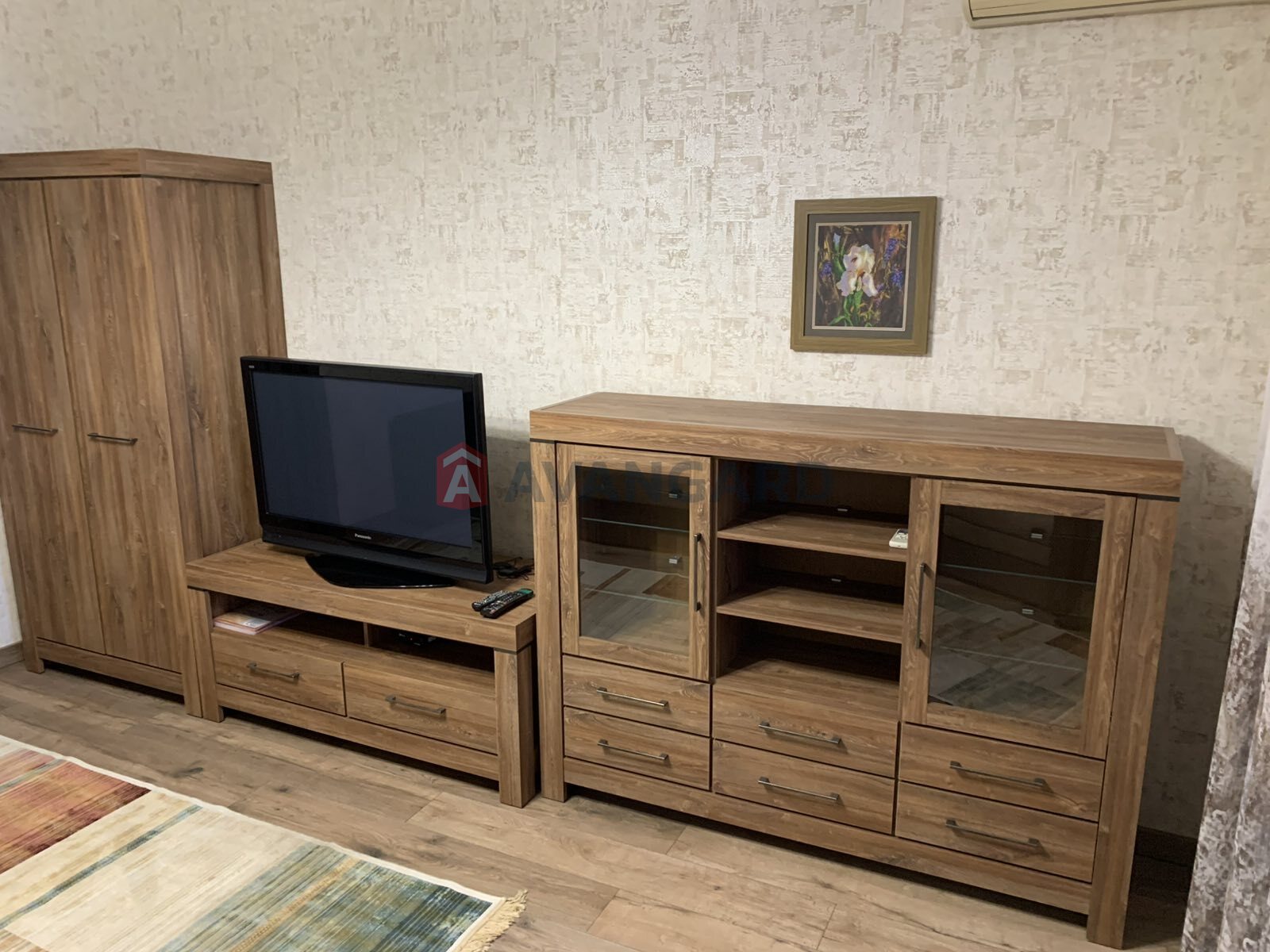 1 ��. ��������, 42/19/7 ��. �., 3/5 ������ ���� 5