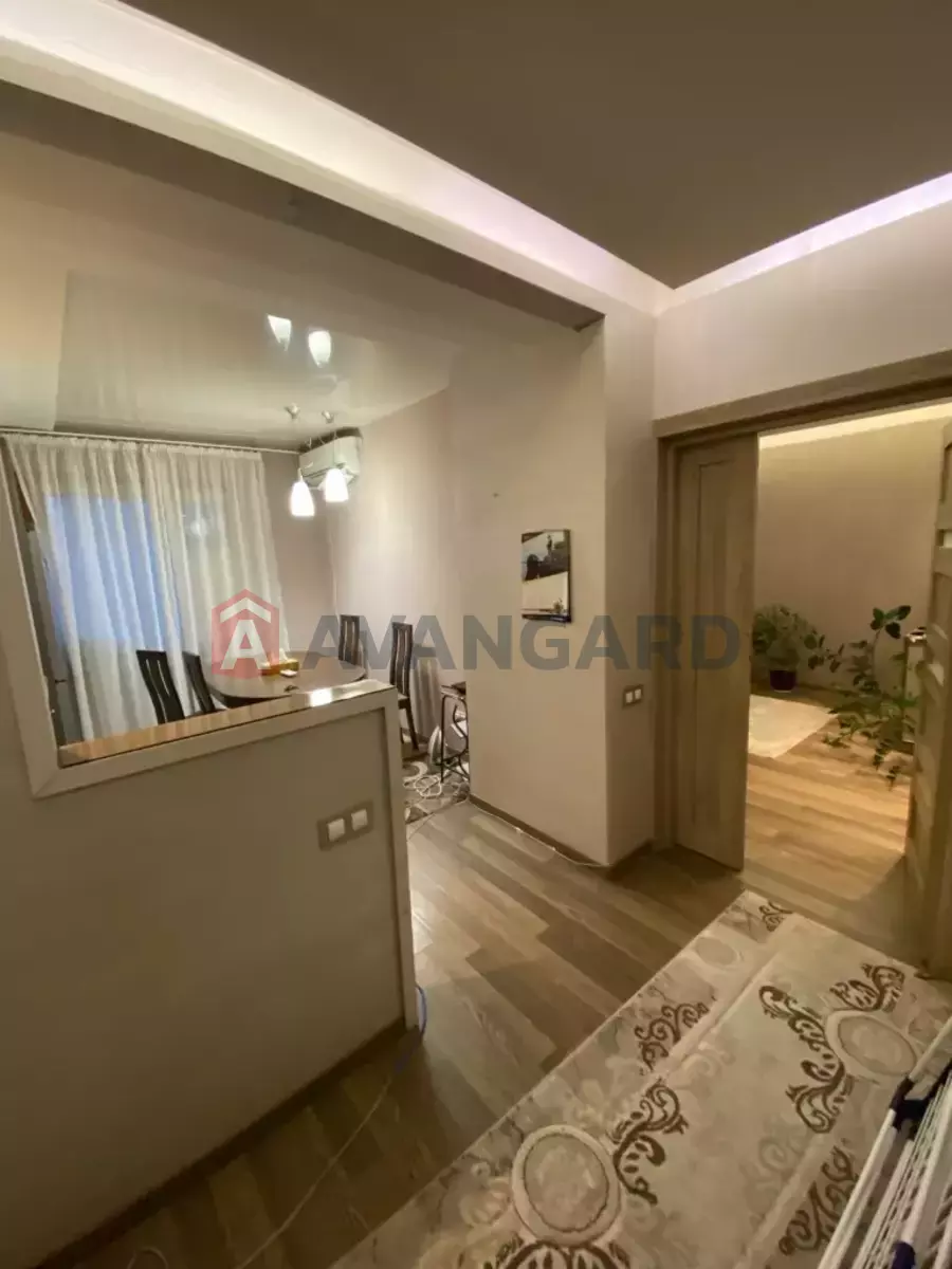 4 . , 83/-/10 . ., 2/10   4