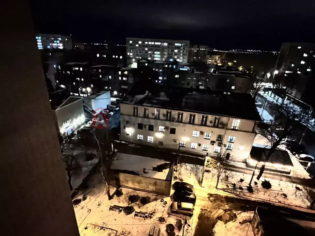 3 ����. ��������, 85/-/7 ��. �., 10/12 ���� ���� 6