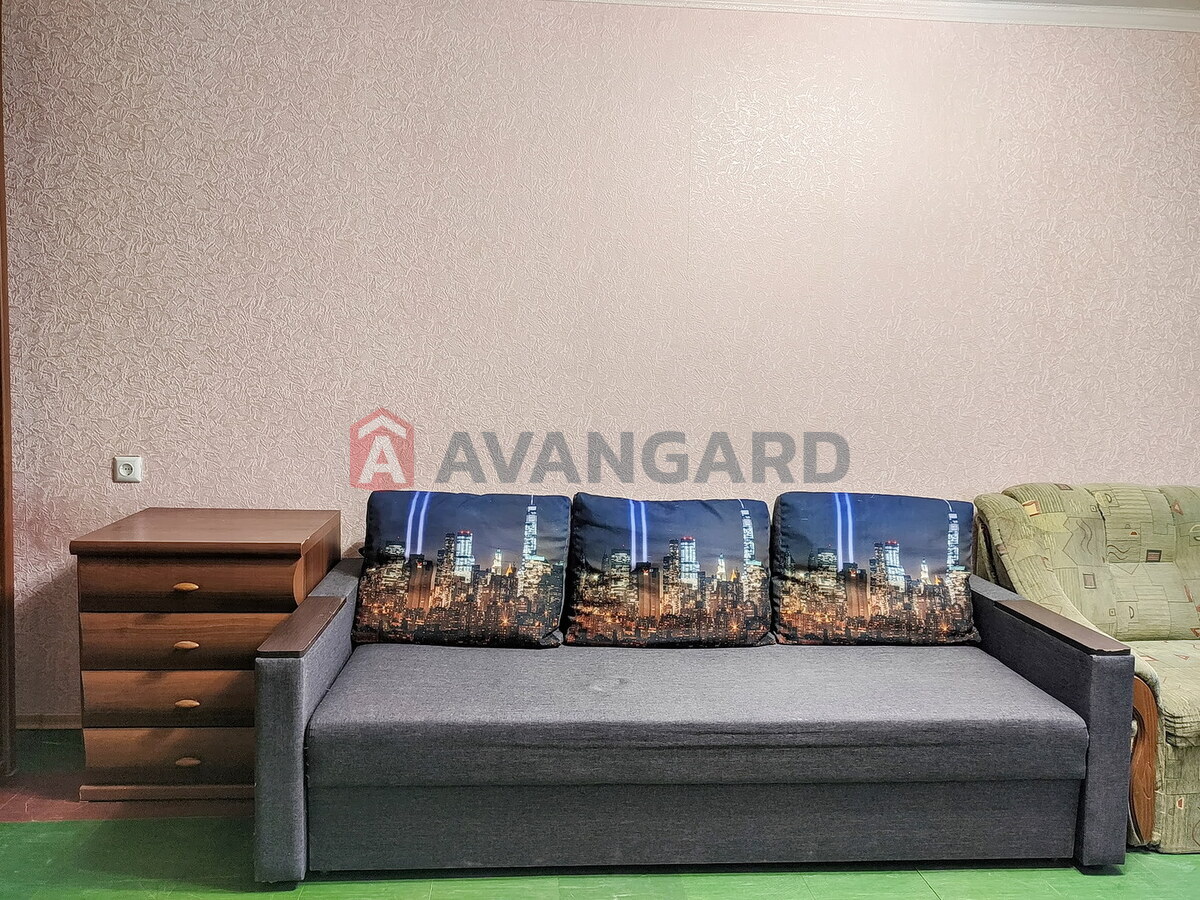 1 ��. ��������, 36/18/7 ��. �., 12/16 ������ ���� 14