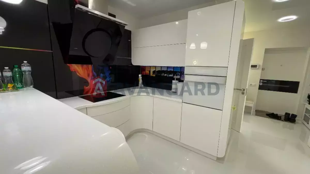 1 ��. ��������, 54/19/15 ��. �., 6/9 ������ ���� 8