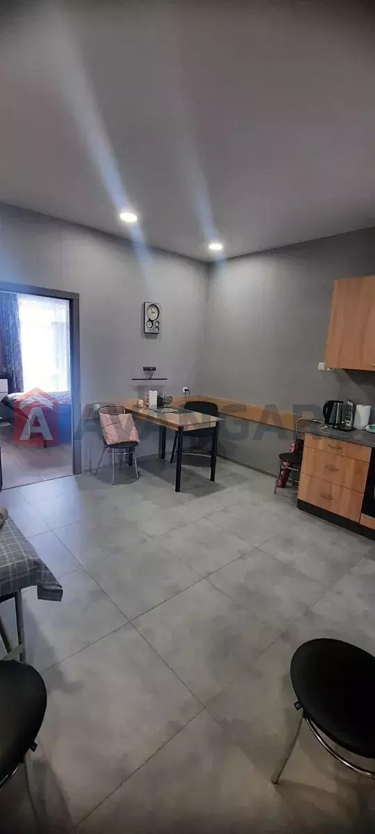 2 ��. ��������, 45/-/18 ��. �., 2/2 ������ ���� 2