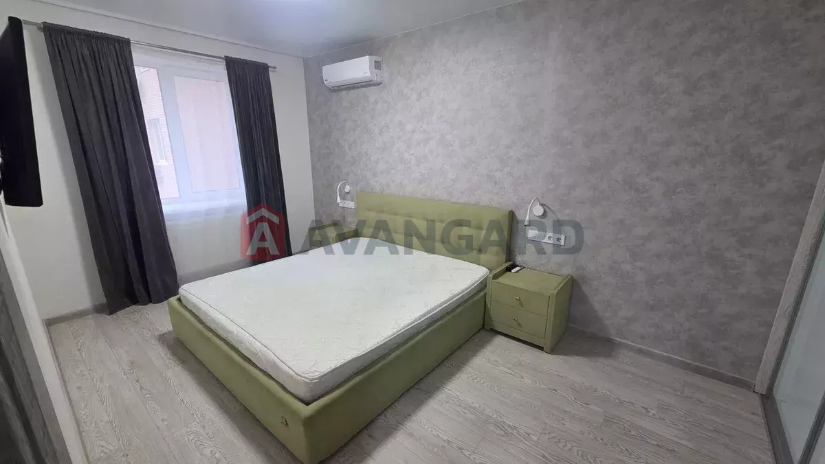 3 . , 70/-/28 . ., 9/10   8