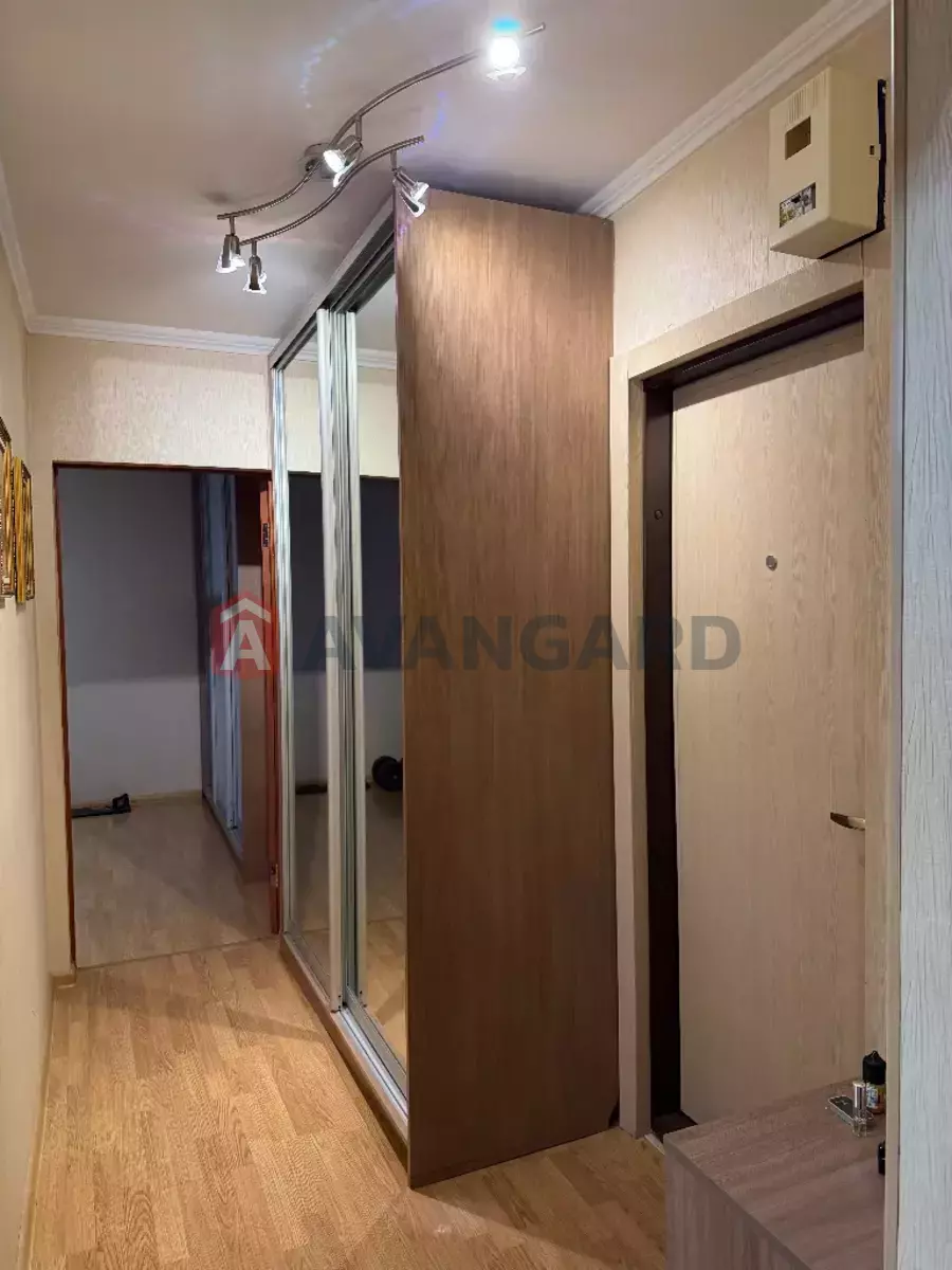 2 ��. ��������, 52/30/8 ��. �., 3/16 ������ ���� 8