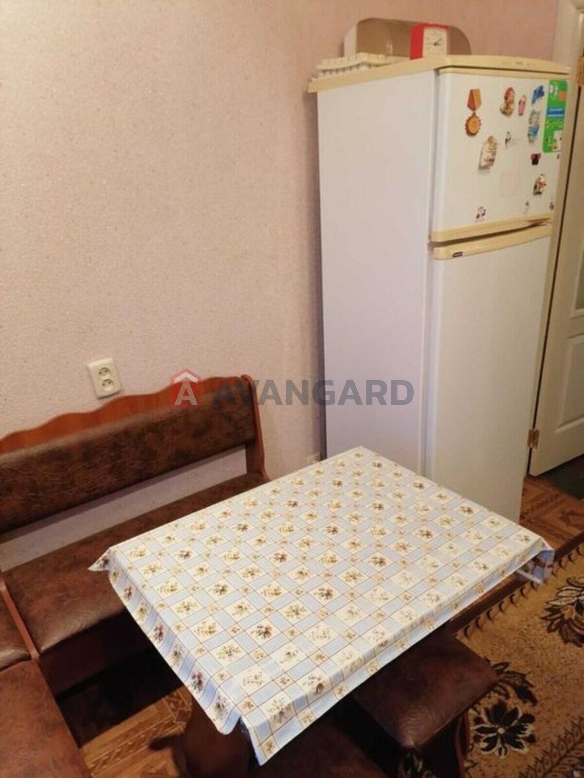 2 ����. ��������, 54/-/9 ��. �., 6/10 ���� ���� 4