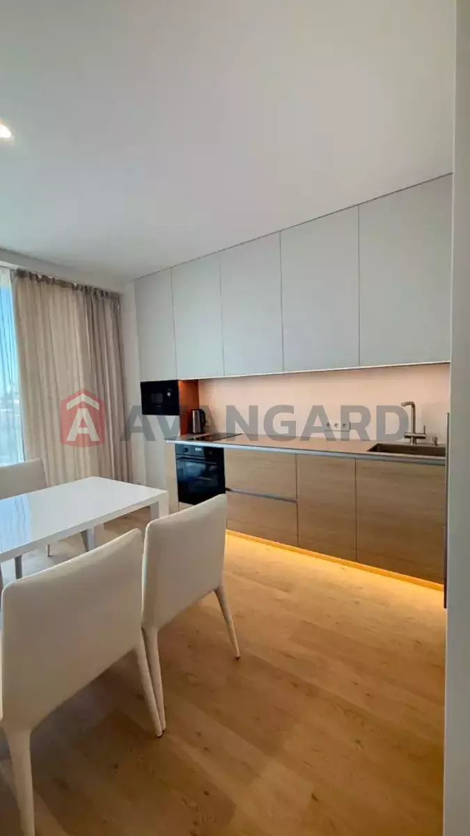 1 ����. ��������, 45/30/16 ��. �., 19/28 ���� ���� 2