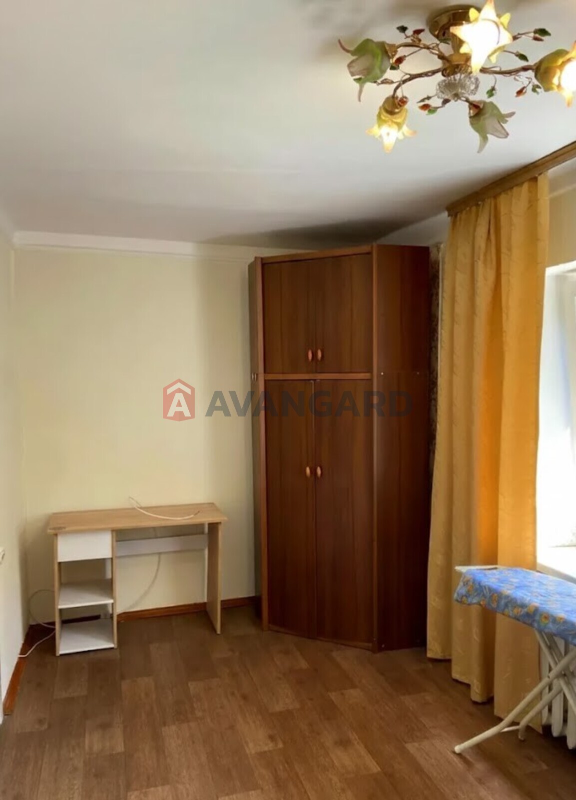 1 ��. ��������, 46/-/- ��. �., 2/5 ������ ���� 4