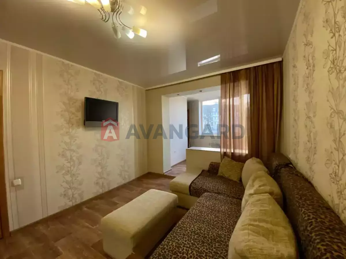 2 ��. ��������, 58/33/10 ��. �., 12/12 ������ ���� 3