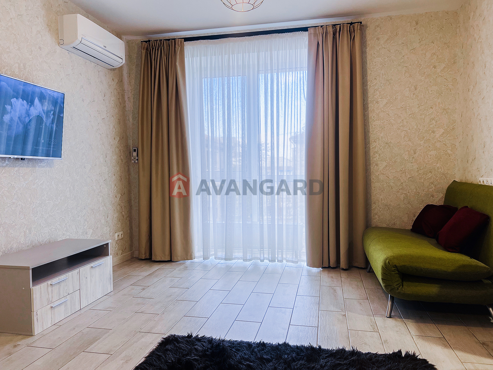 1 ����. ��������, 44/-/- ��. �., 4/10 ���� ���� 4