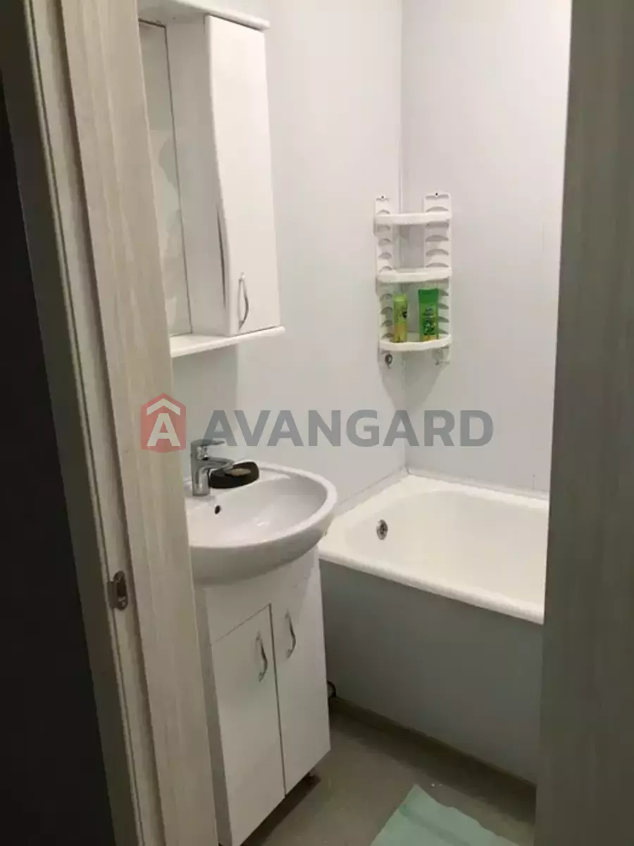 2 ��. ��������, 65/-/12 ��. �., 2/5 ������ ���� 4