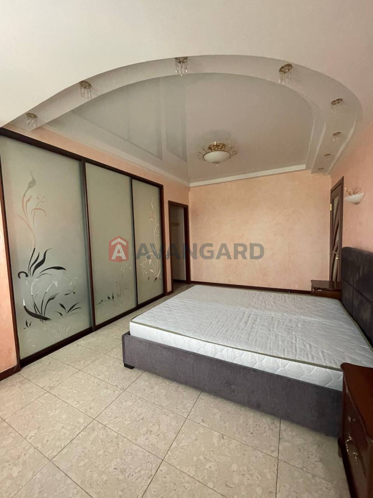 4 кім. квартира, 162/100/20 кв. м., 10/10 поверх фото 15 4 кім. квартира, 162/100/20 кв. м., 10/10 поверх фото 15