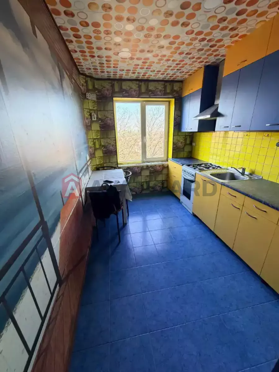 3 ����. ��������, 60/40/9 ��. �., 5/9 ���� ���� 1