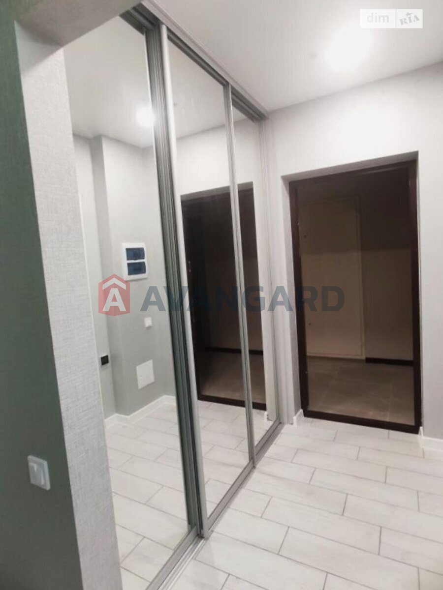 1 ��. ��������, 35/10/16 ��. �., 11/26 ������ ���� 3