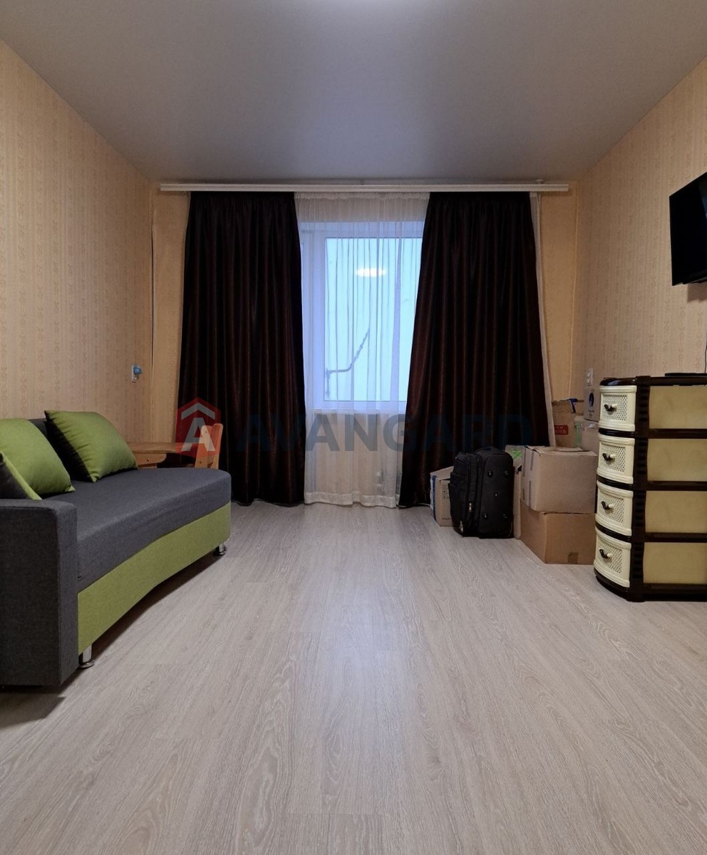 1 . , 30/18/- . ., 8/9   2