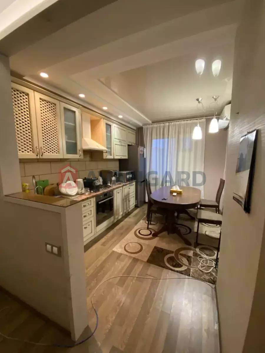 4 . , 83/-/10 . ., 2/10   1