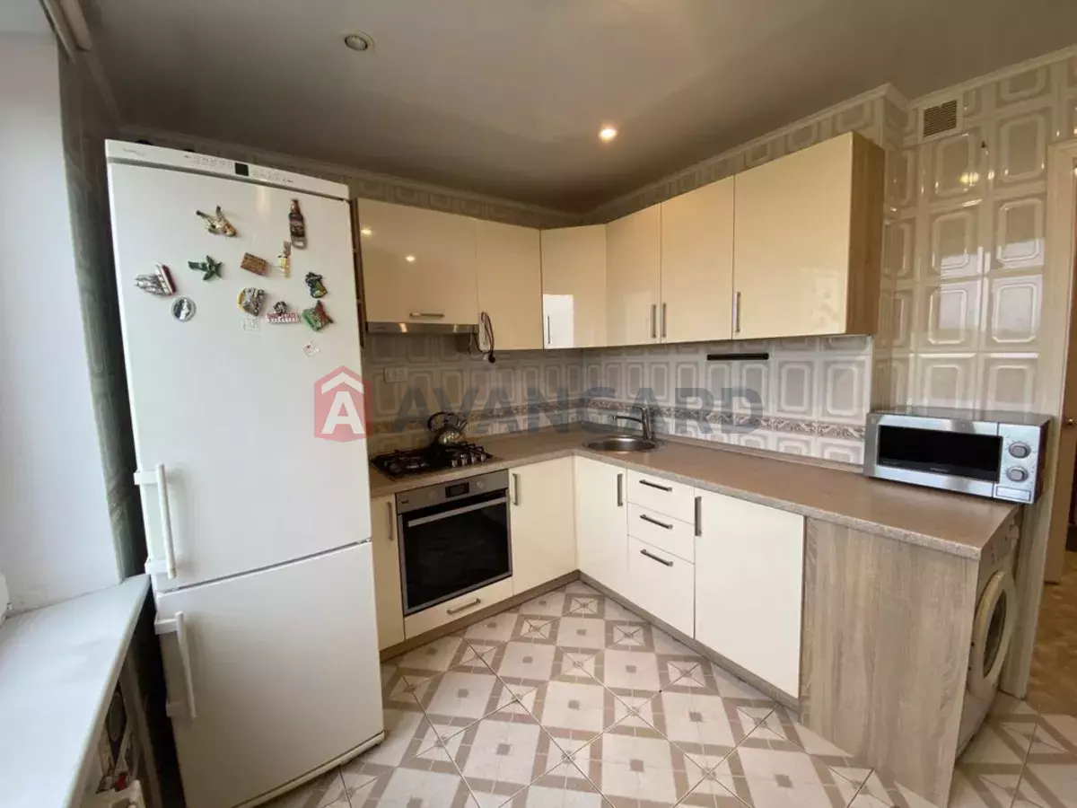 1 ��. ��������, 38/-/8 ��. �., 9/9 ������ ���� 1