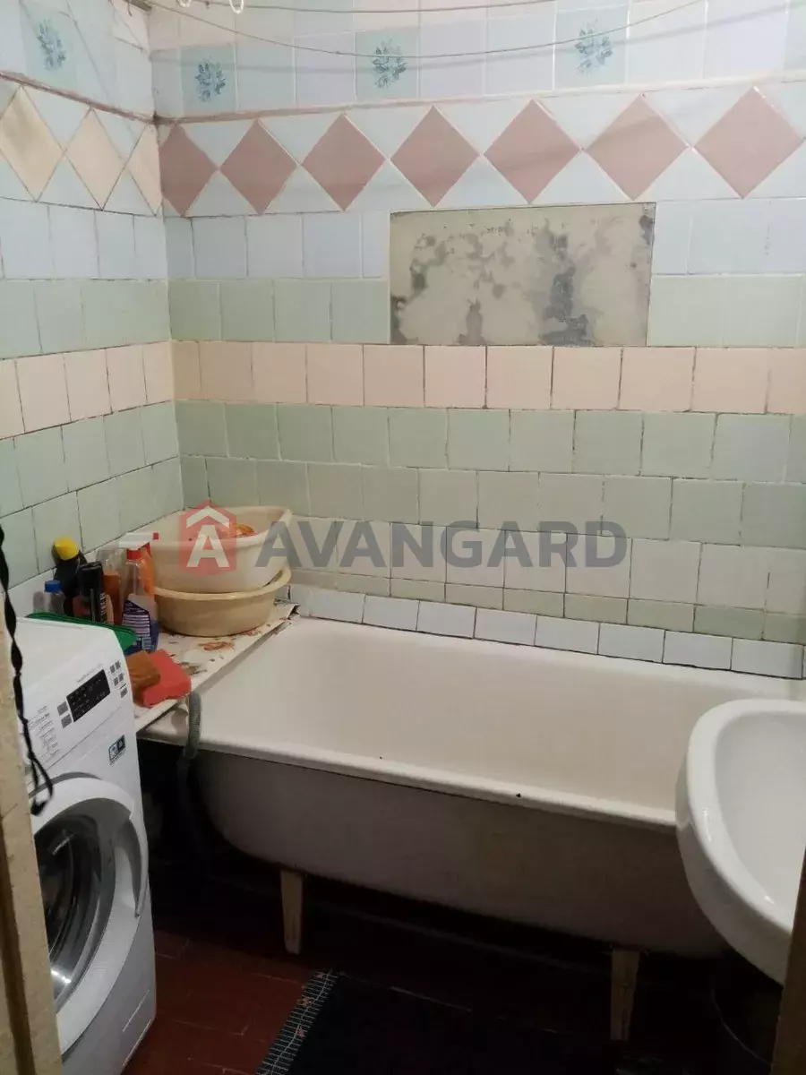 2 . , 50/-/9 . ., 5/9   6