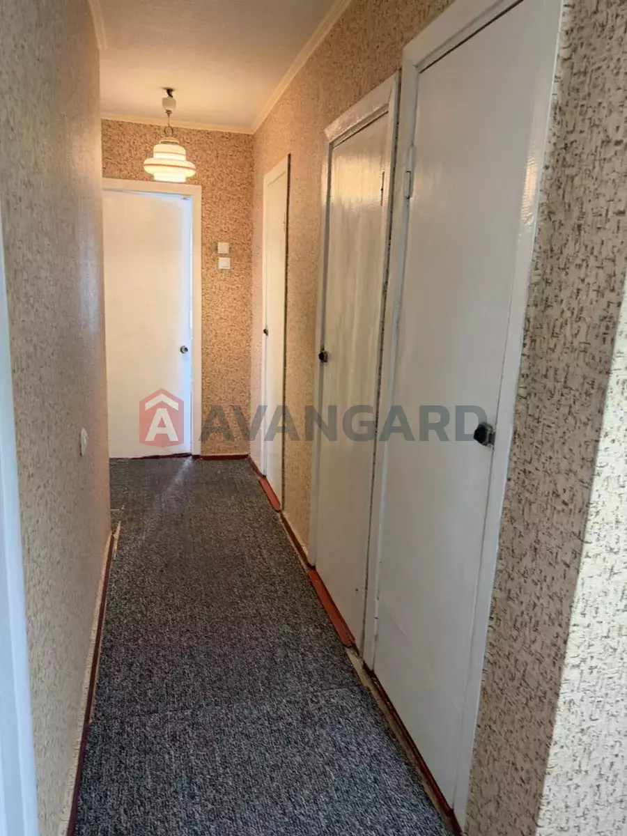 3 ����. ��������, 69/-/8 ��. �., 11/16 ���� ���� 10