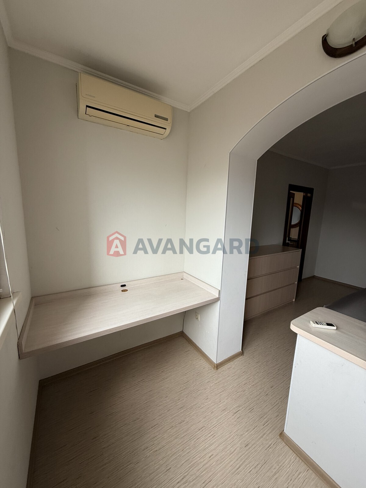 2 ��. ��������, 53/-/- ��. �., 14/15 ������ ���� 10