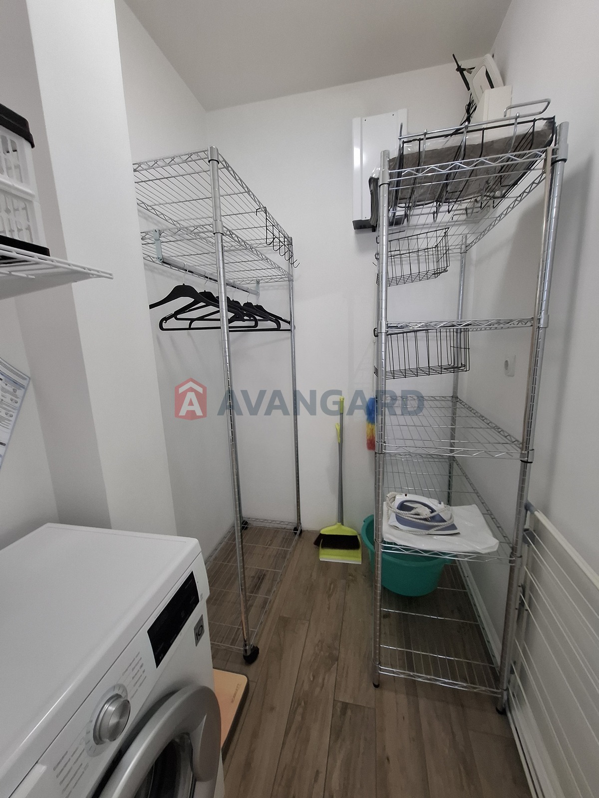 1 ��. ��������, 40/20/10 ��. �., 2/7 ������ ���� 10