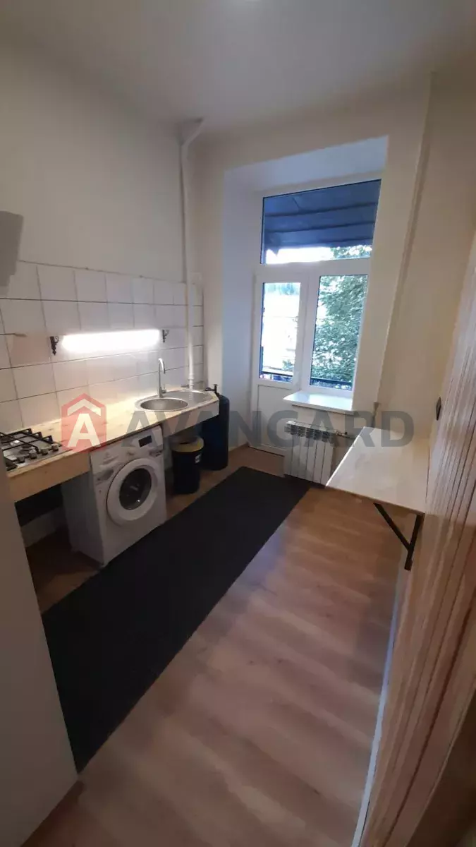 1 ��. ��������, 17/-/8 ��. �., 2/5 ������ ���� 5