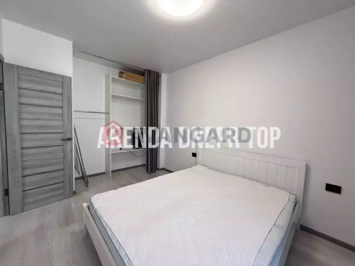 2 . , 45/-/- . ., 2/5   5