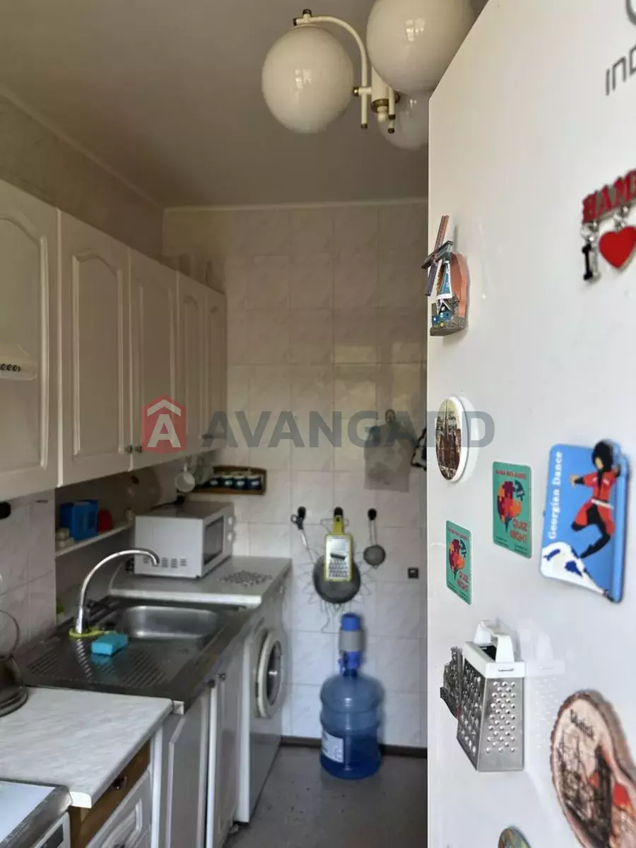 3 ��. ��������, 62/-/7 ��. �., 2/9 ������ ���� 4