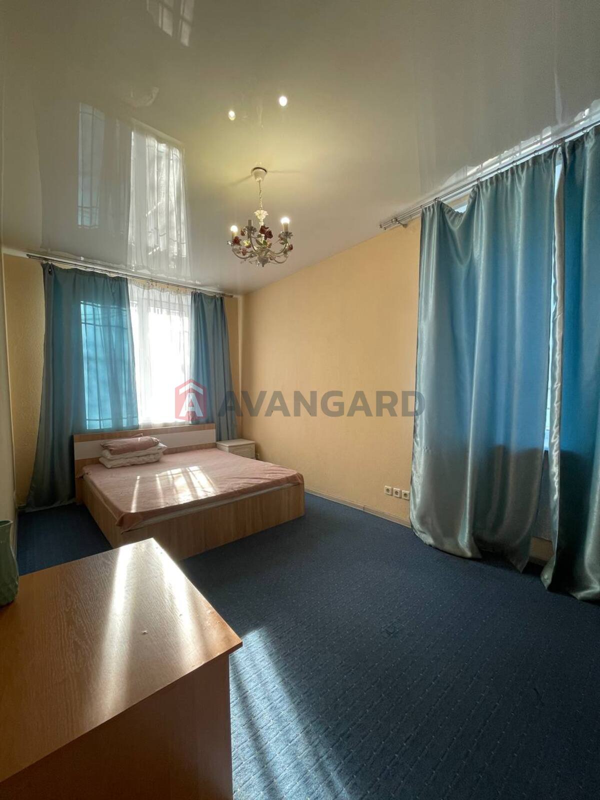 3 ����. ��������, 70/42/7 ��. �., 1/5 ���� ���� 2