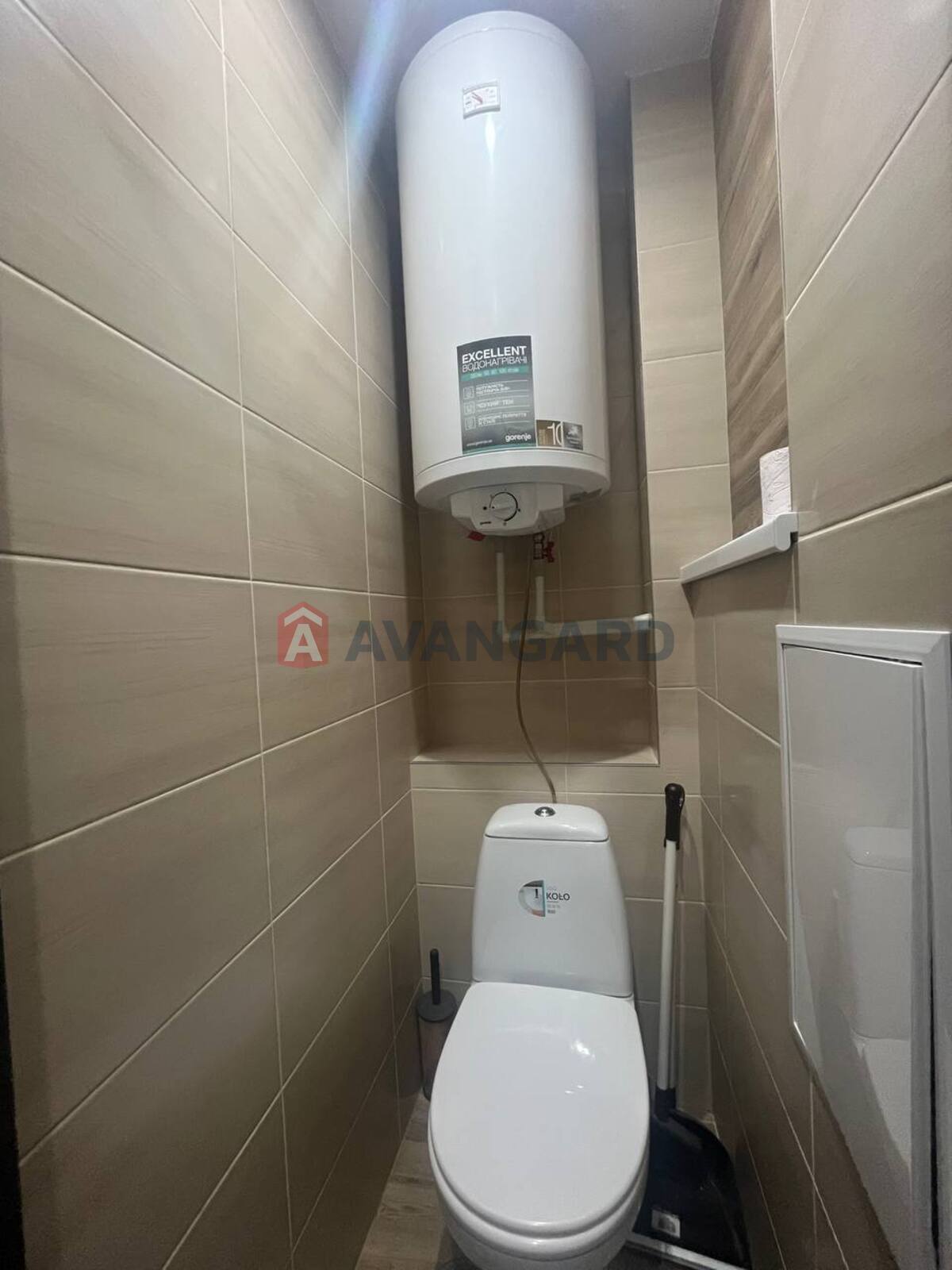 1 ����. ��������, 37/-/- ��. �., 7/9 ���� ���� 9