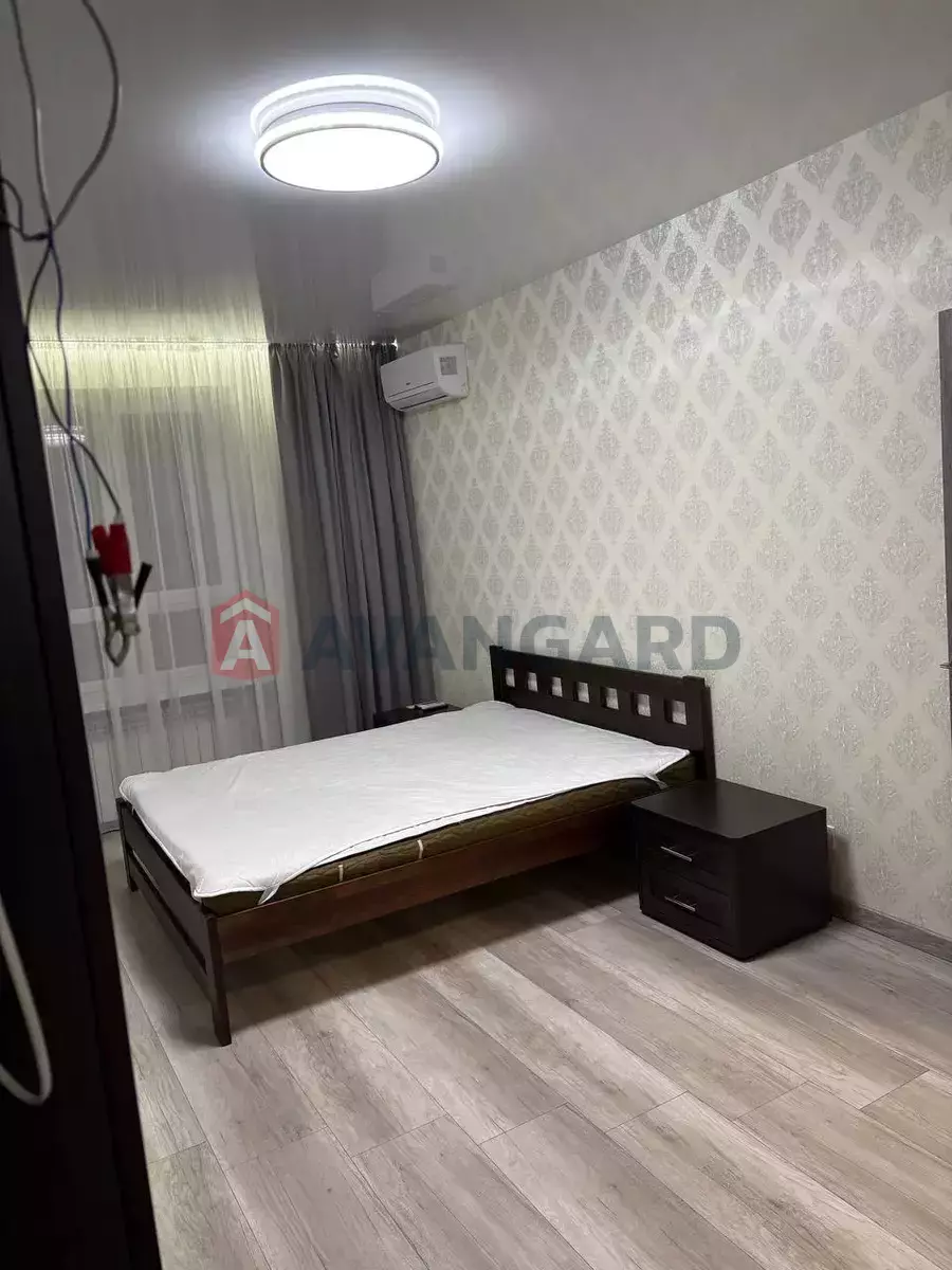 2 ��. ��������, 45/-/- ��. �., 8/10 ������ ���� 21