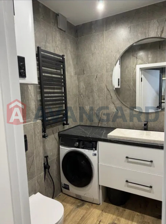 1 ��. ��������, 35/-/16 ��. �., 4/4 ������ ���� 9