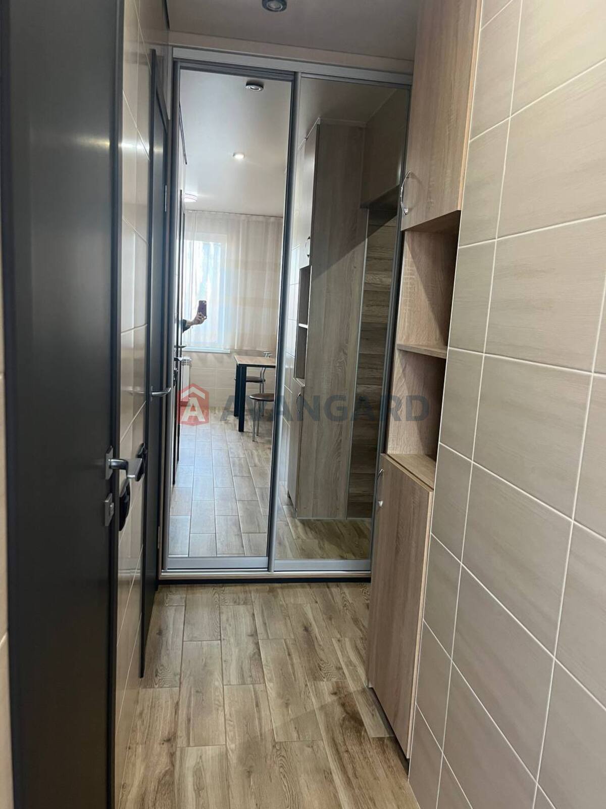 1 ����. ��������, 37/-/- ��. �., 7/9 ���� ���� 7