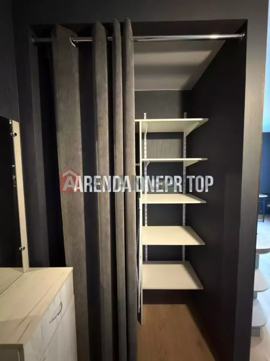 1 ��. ��������, 32/-/- ��. �., 2/5 ������ ���� 7