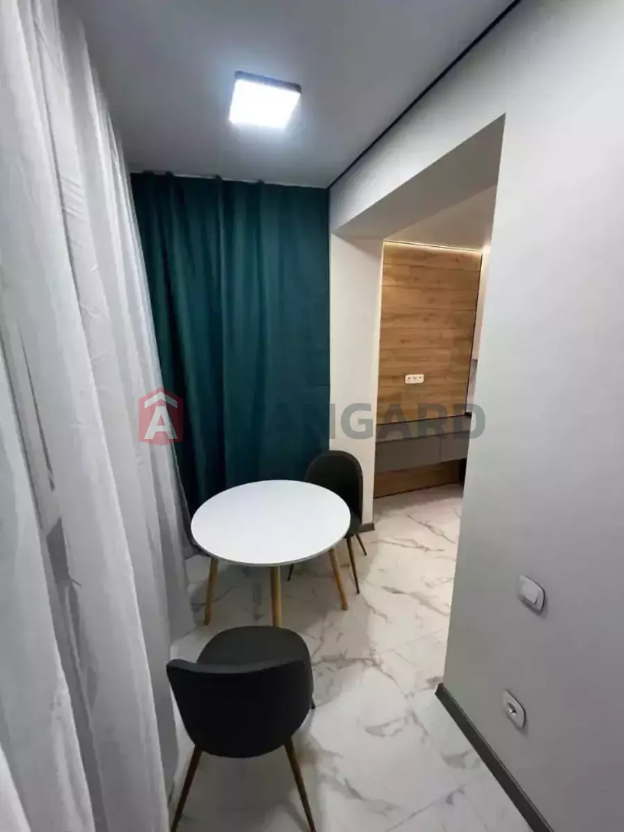 1 . , 44/-/- . ., 6/10   4