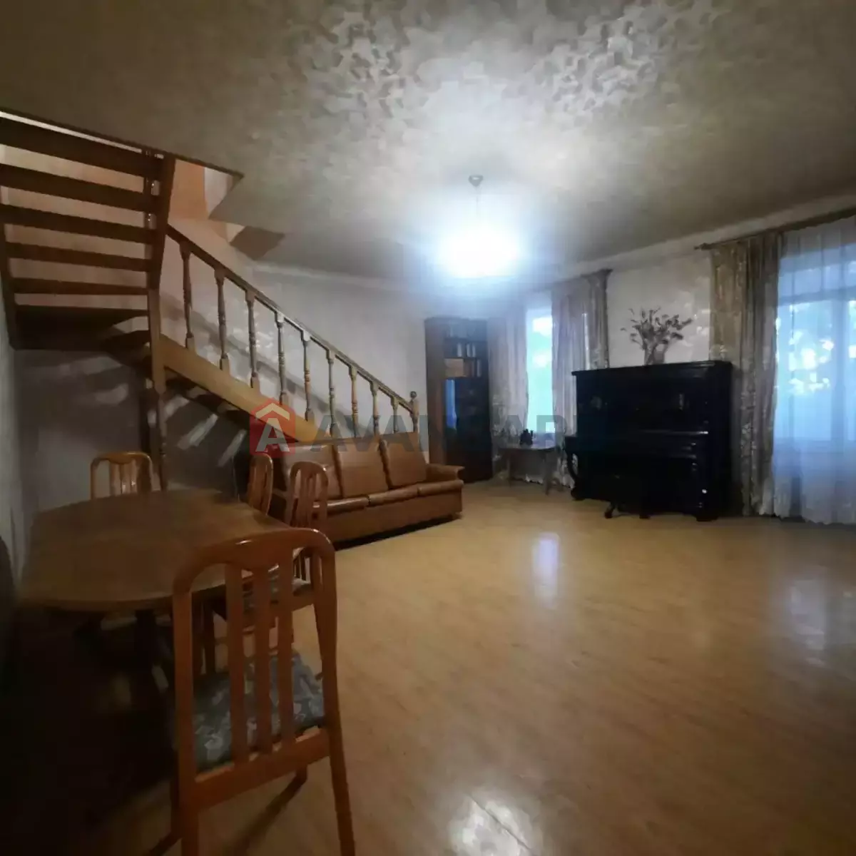 5 ��. ��������, 93/65/8 ��. �., 3/4 ������ ���� 5