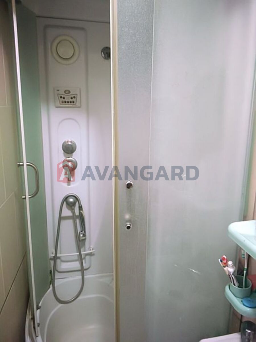 1 ����. ��������, 24/-/4 ��. �., 4/9 ���� ���� 4