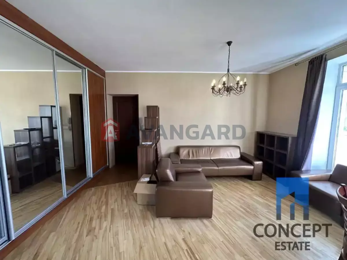 2 ��. ��������, 55/-/7 ��. �., 5/5 ������ ���� 2