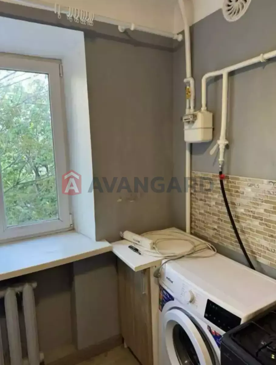 1 ��. ��������, 36/-/- ��. �., 3/5 ������ ���� 2