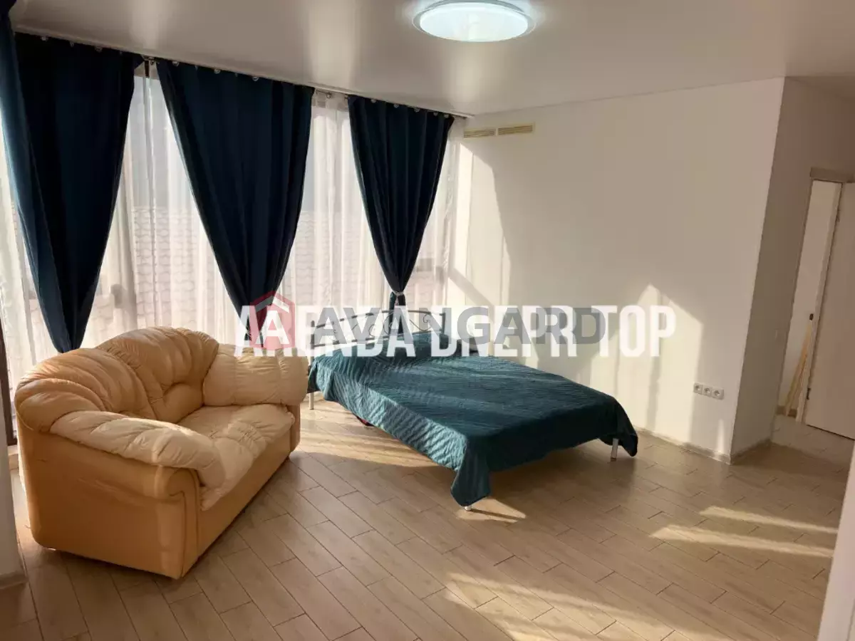 1 . , 44/-/- . ., 3/5   10