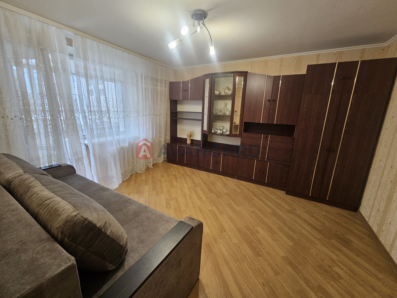 1 ����. ��������, 30/15/7 ��. �., 3/9 ���� ���� 2