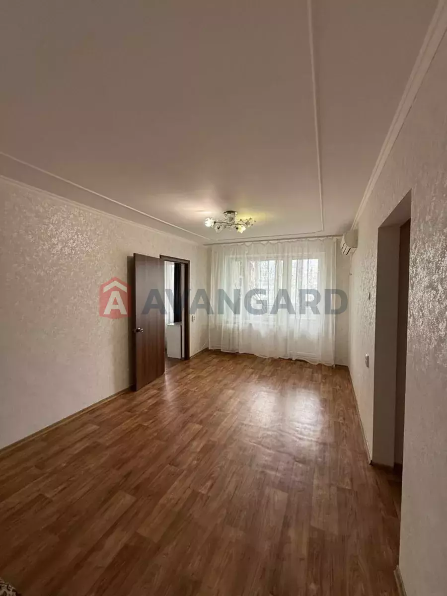 3 ��. ��������, 60/-/7 ��. �., 7/9 ������ ���� 2