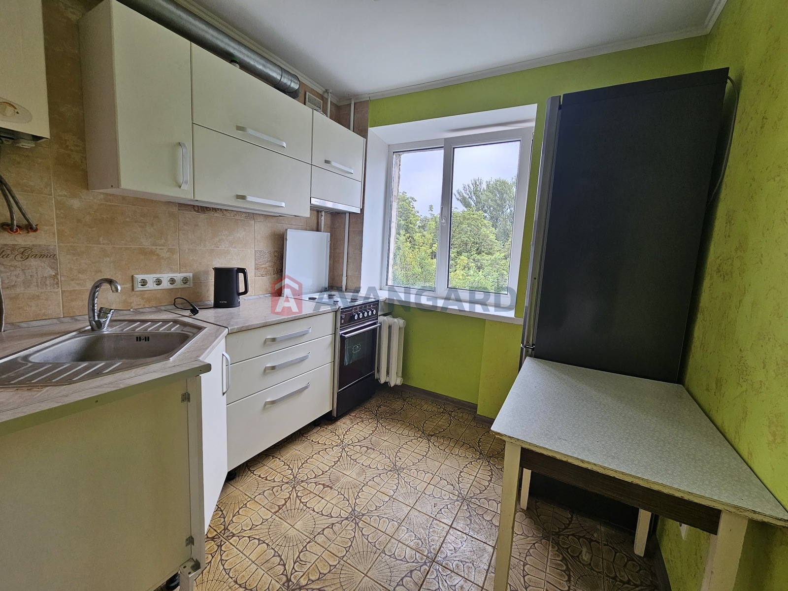 1 ����. ��������, 31/17/7 ��. �., 4/5 ���� ���� 2