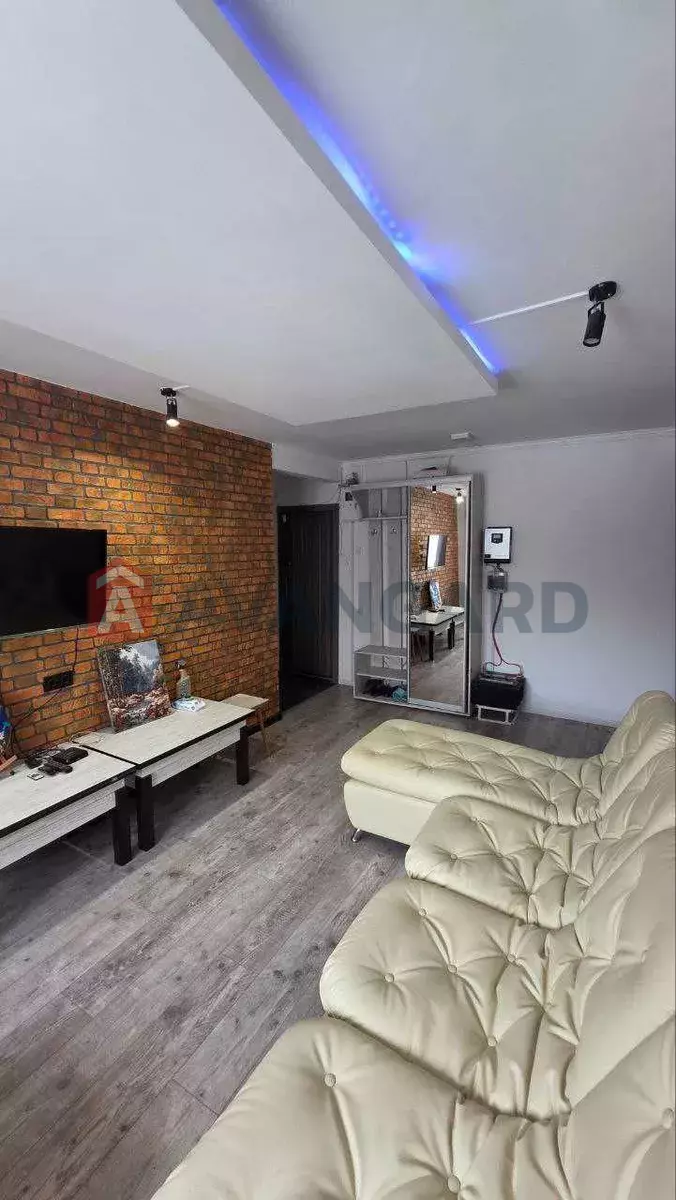 3 ��. ��������, 64/-/8 ��. �., 4/9 ������ ���� 11