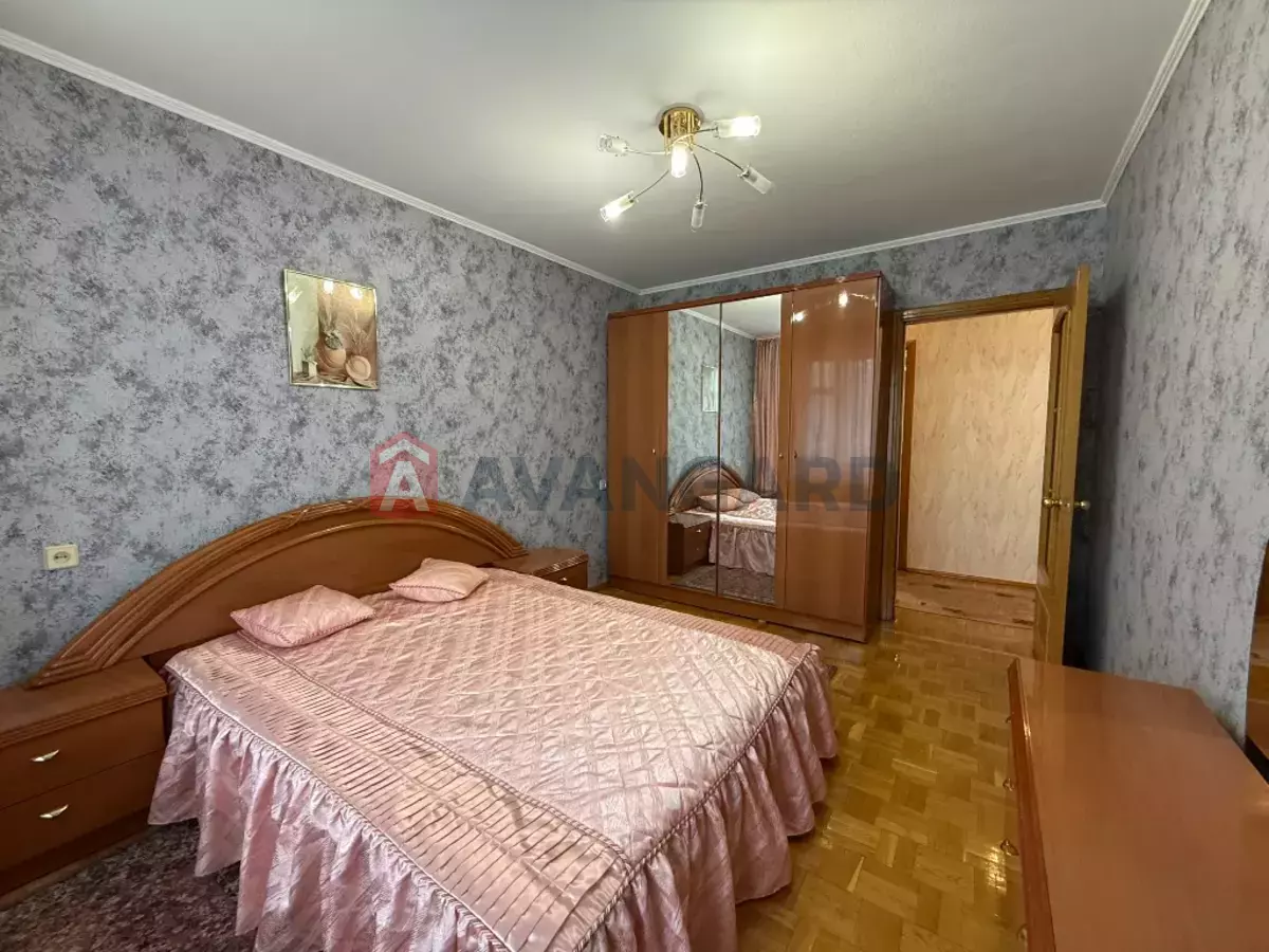 3 ��. ��������, 72/40/9 ��. �., 3/9 ������ ���� 27