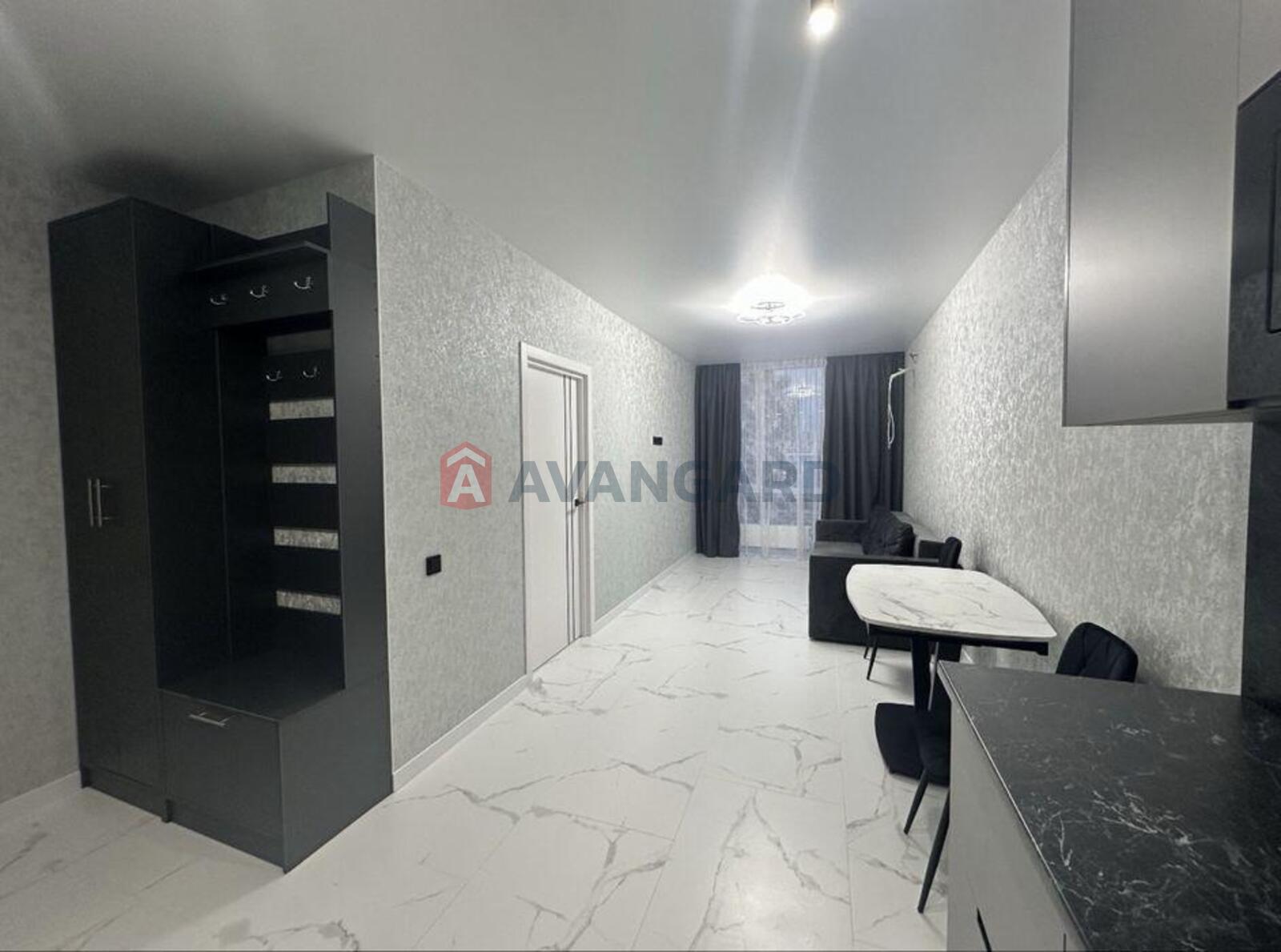 1 ��. ��������, 46/-/28 ��. �., 2/5 ������ ���� 9